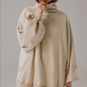 Lit activewear oversized turtleneck sweatshirt